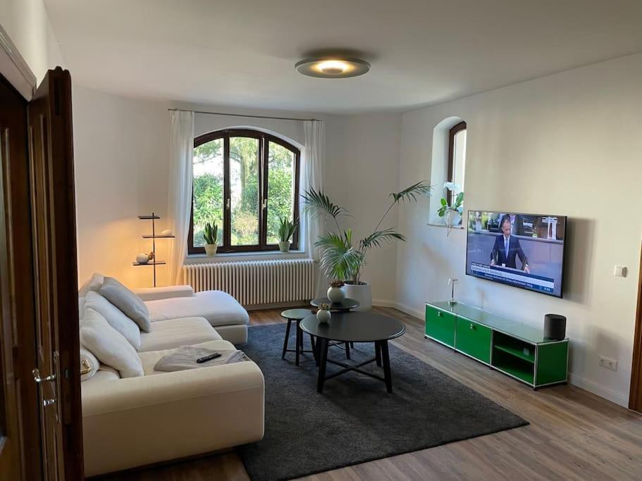 Verwunsches Haus Mit Parkplatz In Bester Lage 马克莱贝格 外观 照片